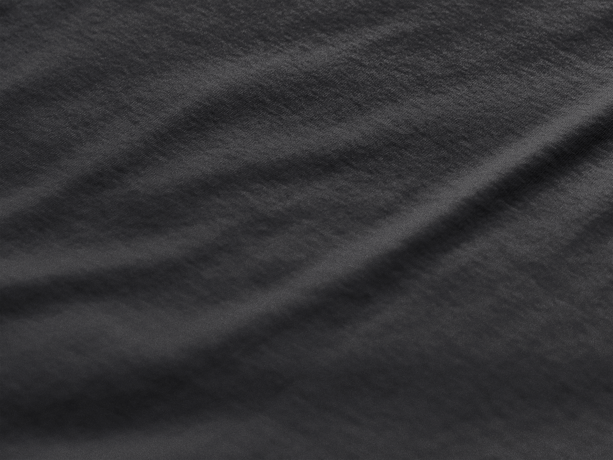 STRATAGEM – Stretch T-shirt - Close-up | Noir & Lin
