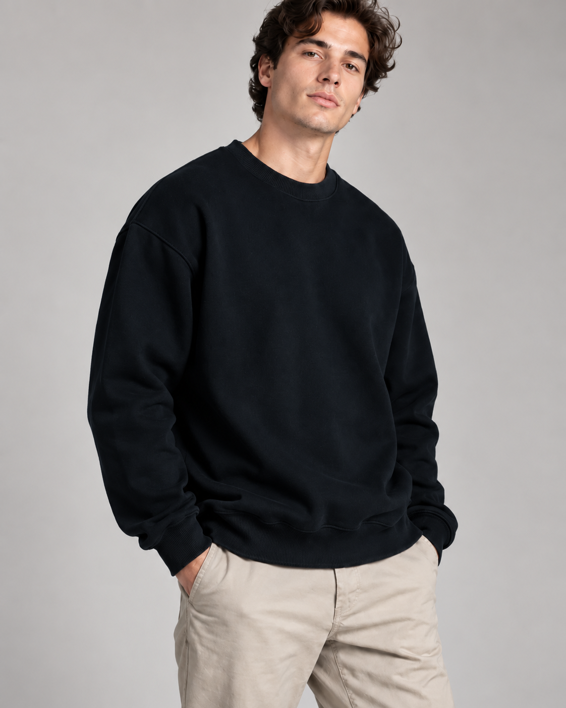 Navy blue solid crewneck sweatshirt, 300 GSM fleece | Noir & Lin